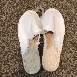 BNWT Aeropostale slip on shoes